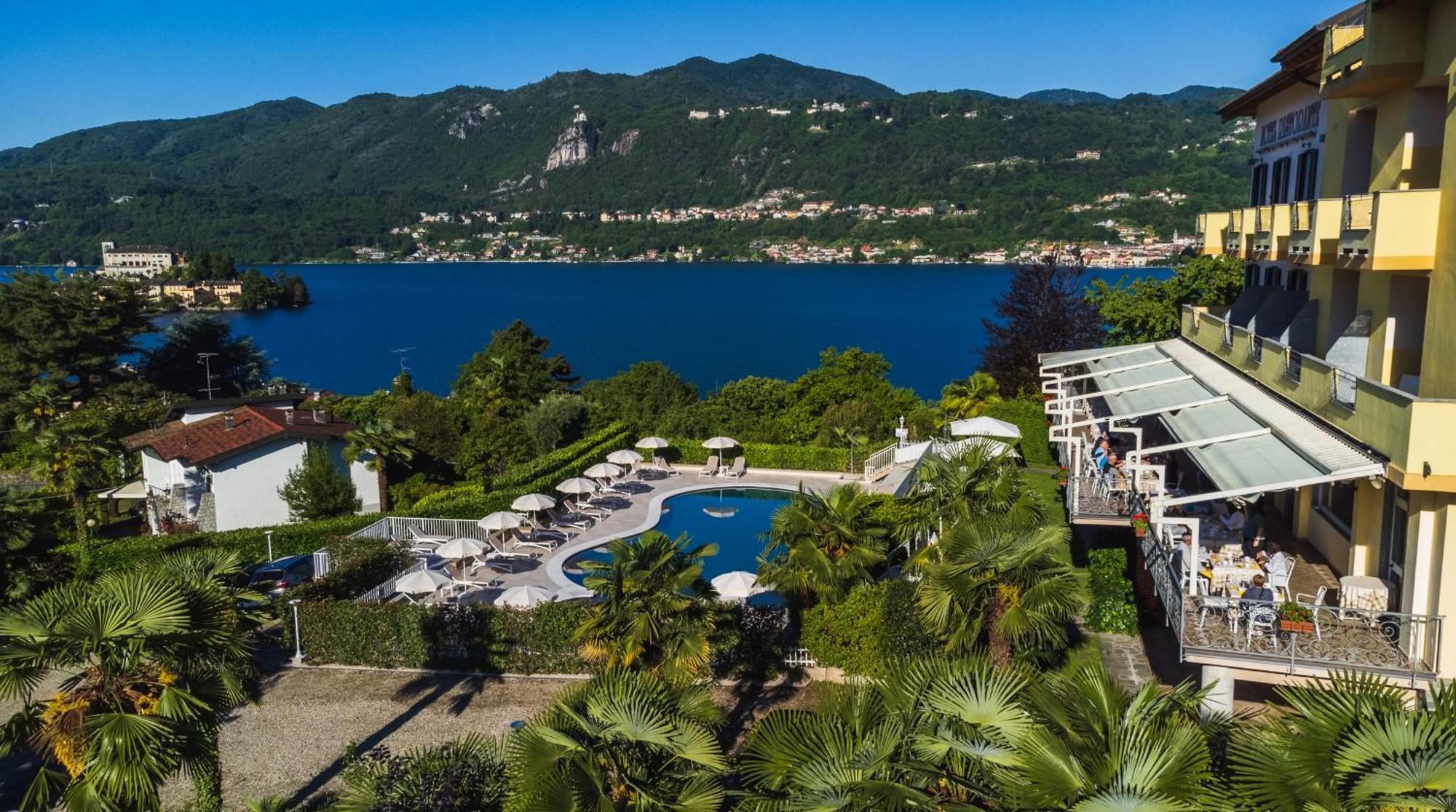 Hotel La Bussola Orta San Giulio Exterior foto
