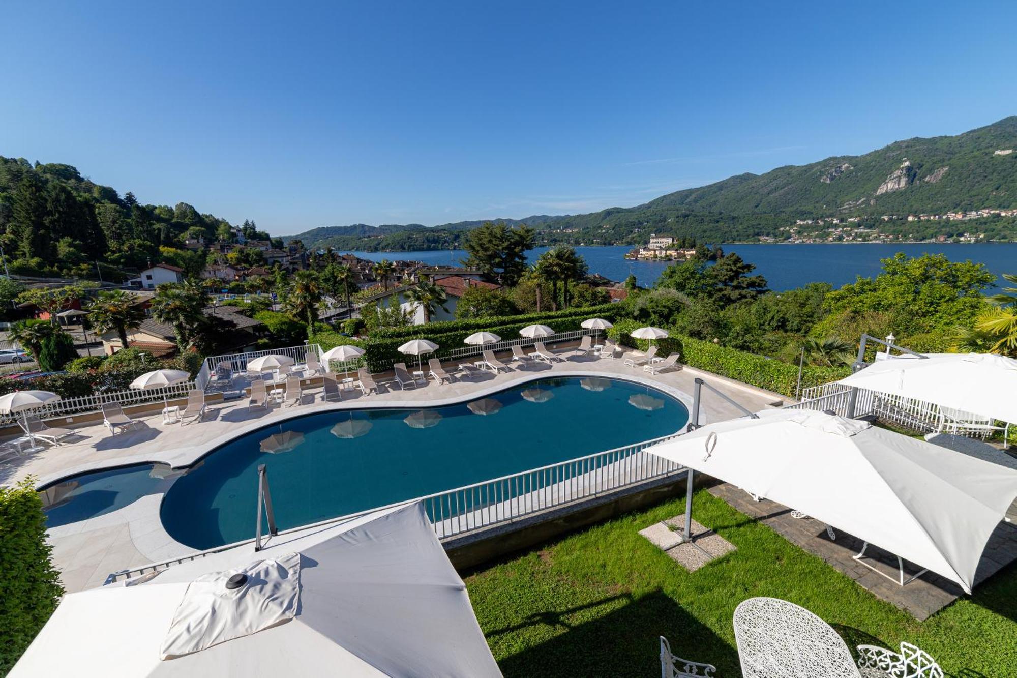 Hotel La Bussola Orta San Giulio Exterior foto
