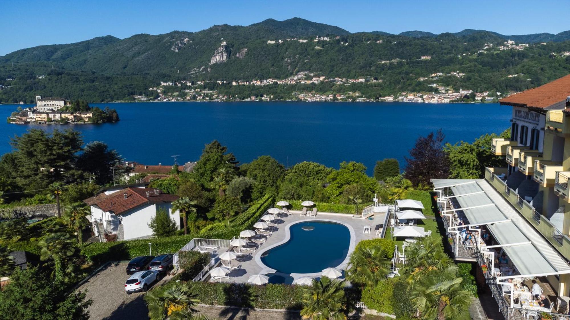 Hotel La Bussola Orta San Giulio Exterior foto