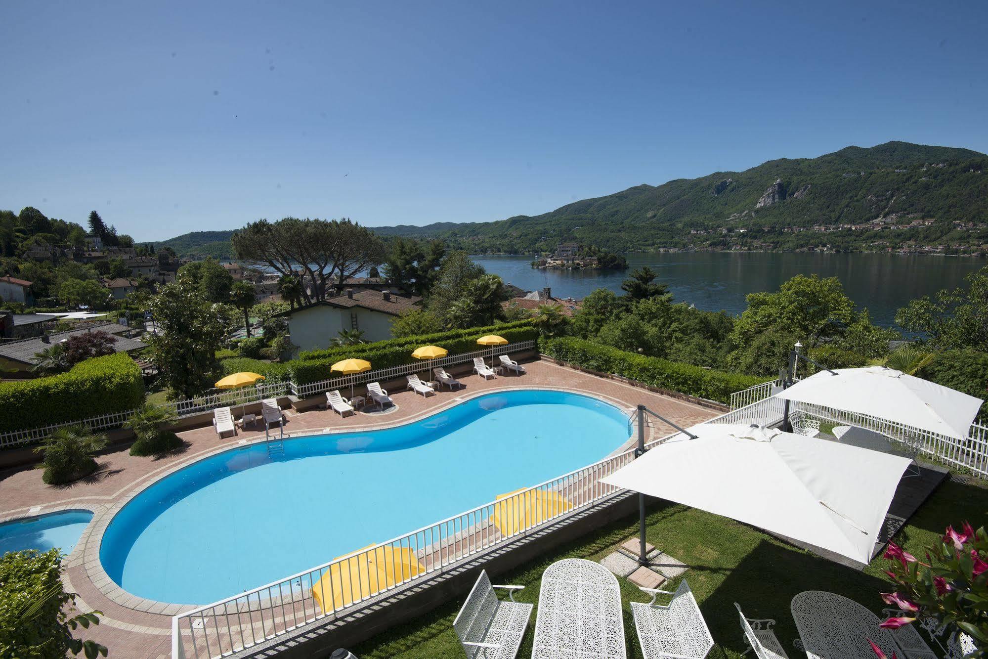 Hotel La Bussola Orta San Giulio Exterior foto